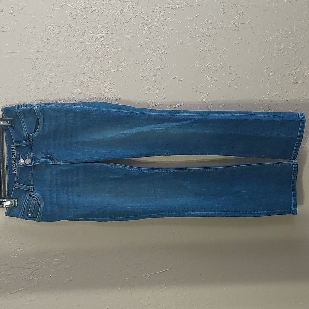Massini curvy bootcut size 4 blue jeans.